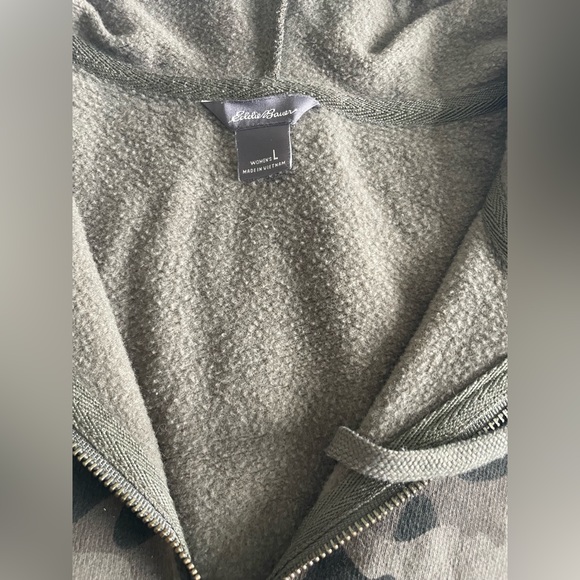 Eddie Bauer Camo Hoodie - Picture 4 of 4